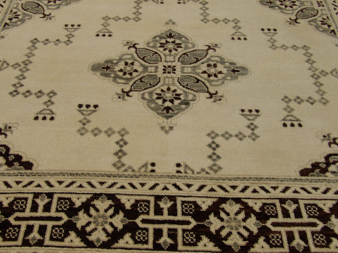 Oushak Kazak wool texture close-up