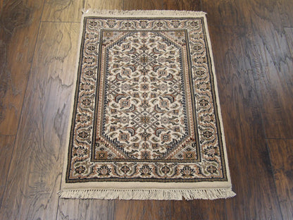 Fine Persian Bidjar rug corner detail