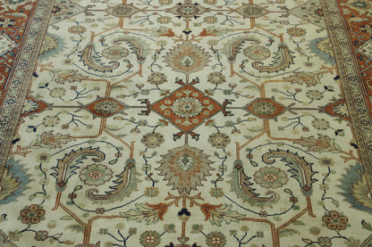Tribal Hali Heriz rug border detail