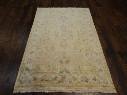 Close-up of silk pile, Gold & Gray rug