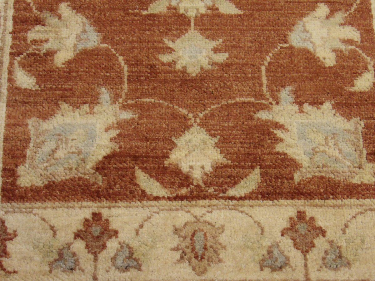 Oushak Chobi Natural Dye rug border detail