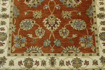 Oushak Agra Chobi rug corner detail