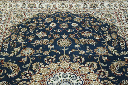 Traditional Fine Nain rug border detail