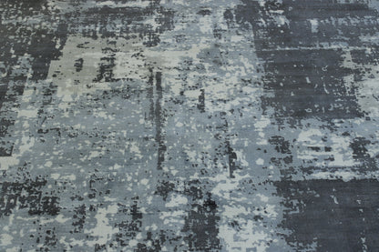 Close-up of silk pile, Blue & White rug