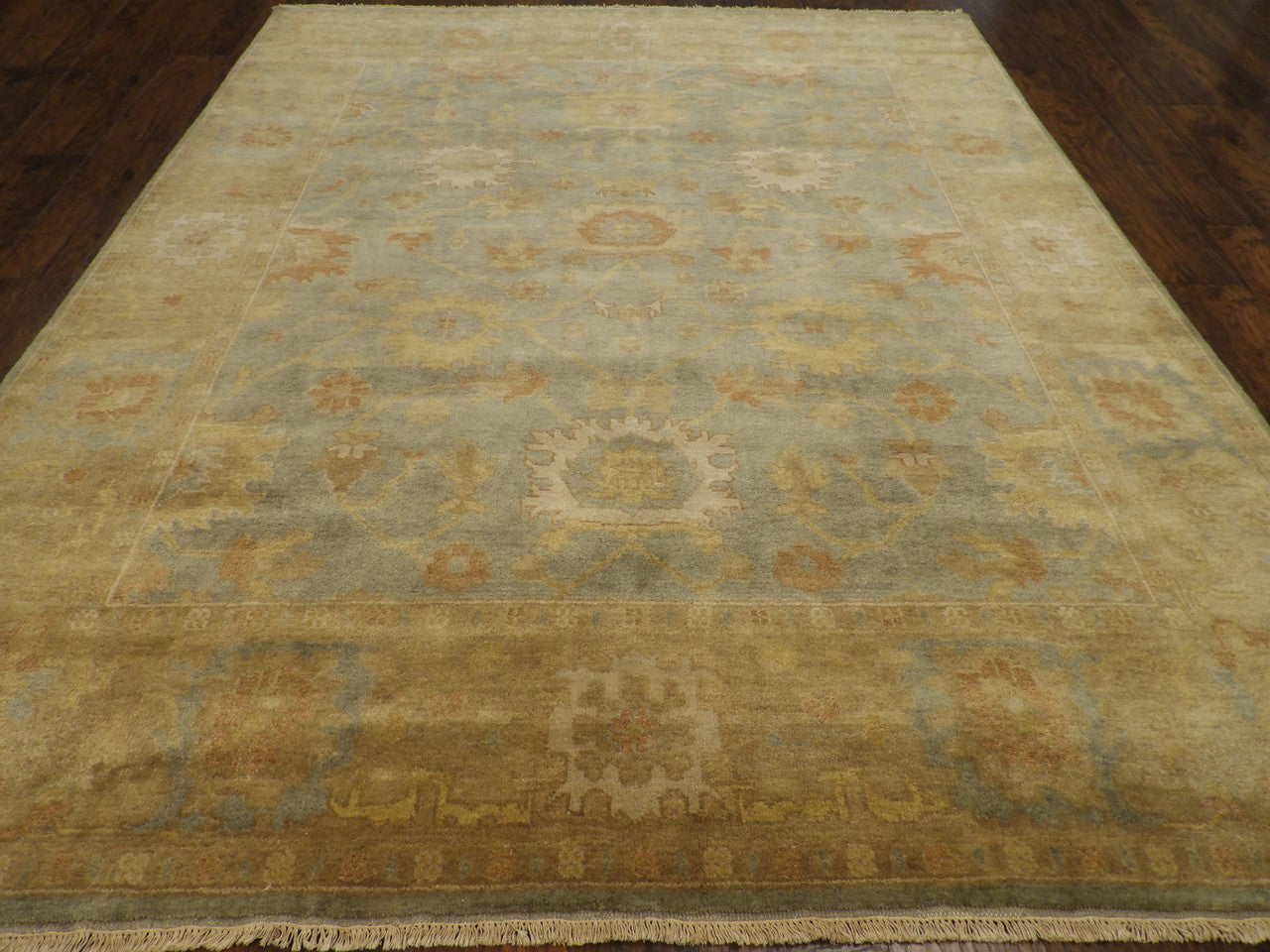 Close-up of wool pile on Turkish Oushak rug
