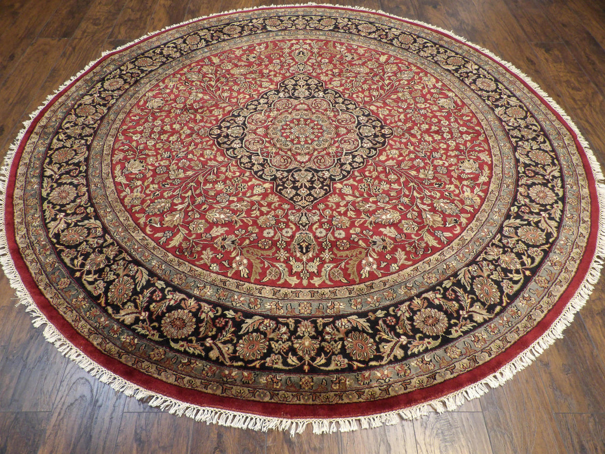 Close-up of wool pile, Black & Red rug