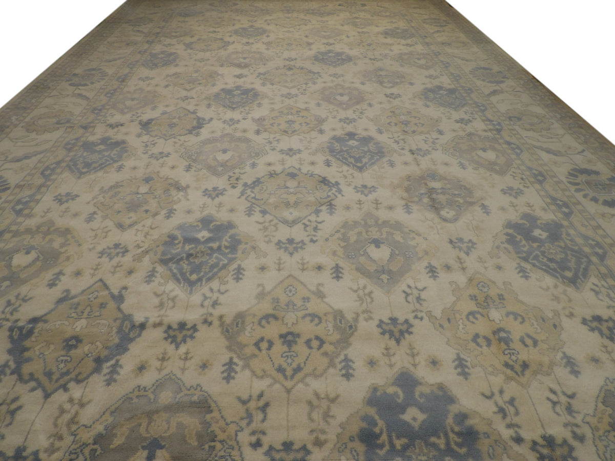 Turk Oushak Wash rug corner detail