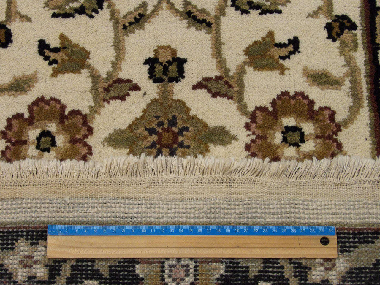 Black & Beige Turkish Knot Kashan Low Pile rug in room setting
