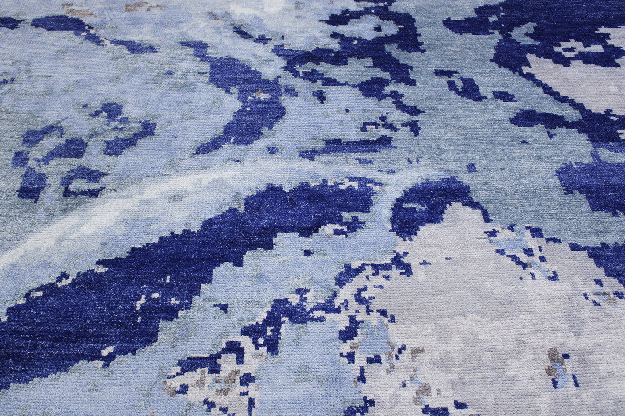 Blue & White Modern Abstract Distress Design rug in room setting