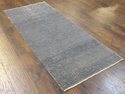 Close-up of wool-silk pile, Gray rug