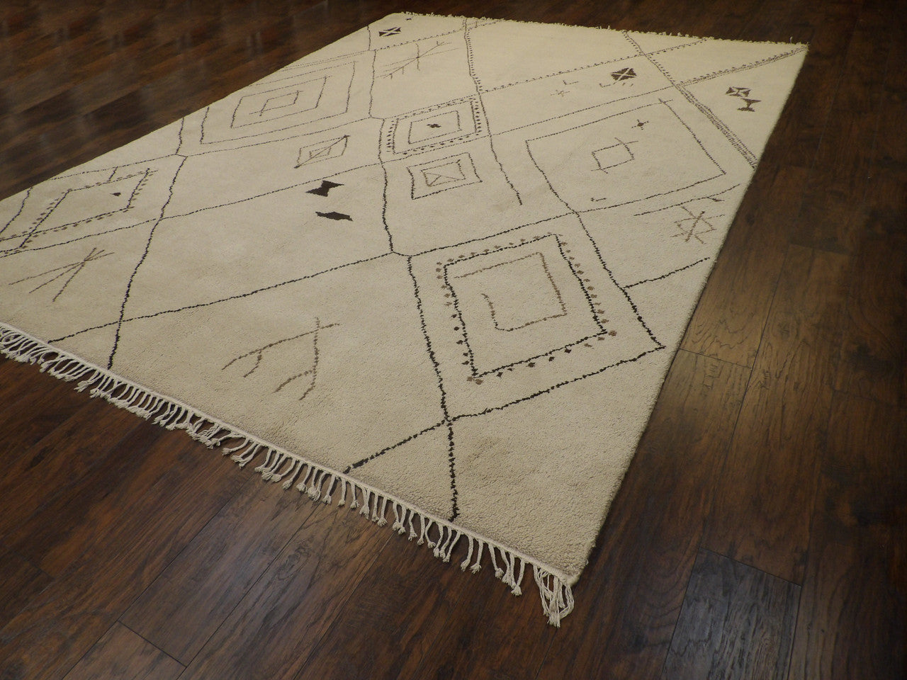 Full view of Moroccan Tulu Design Shaggy High Pile rug