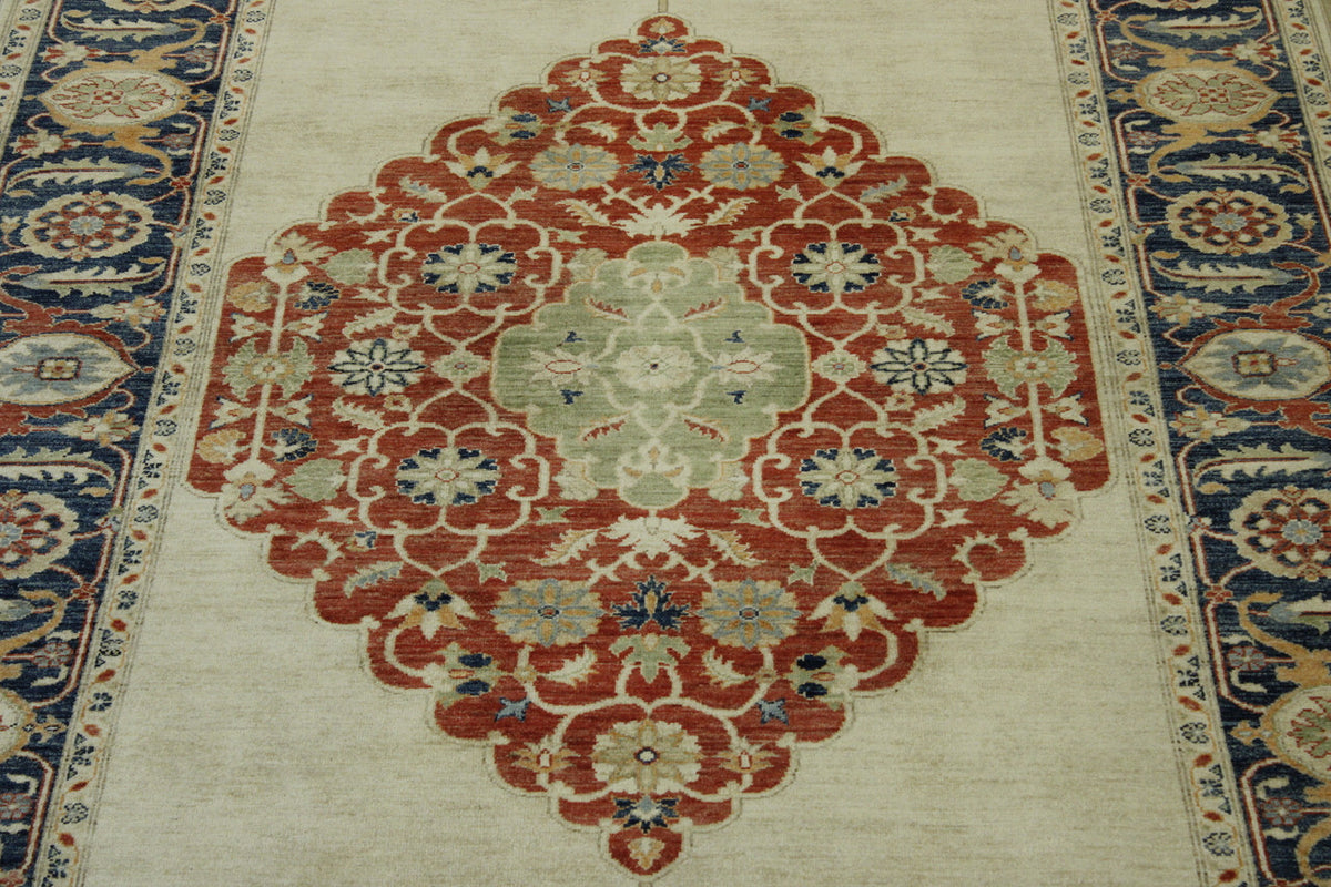Tribal Fine Sherapi rug corner detail