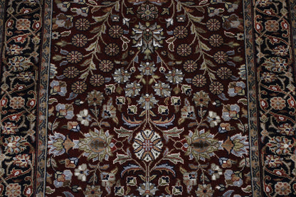 Traditional Fine Heraki rug border detail