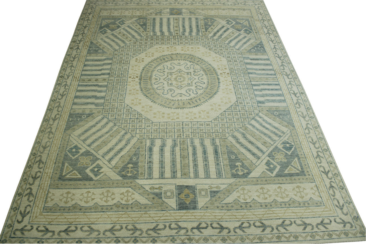 Oushak Khotan rug border detail