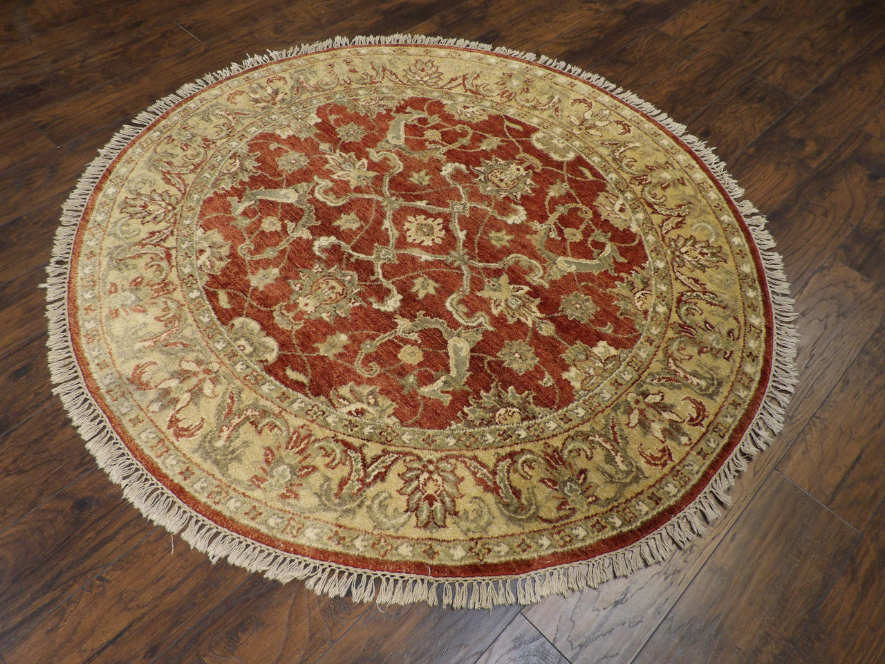 Jaipur Kashan pattern detail, antique wash