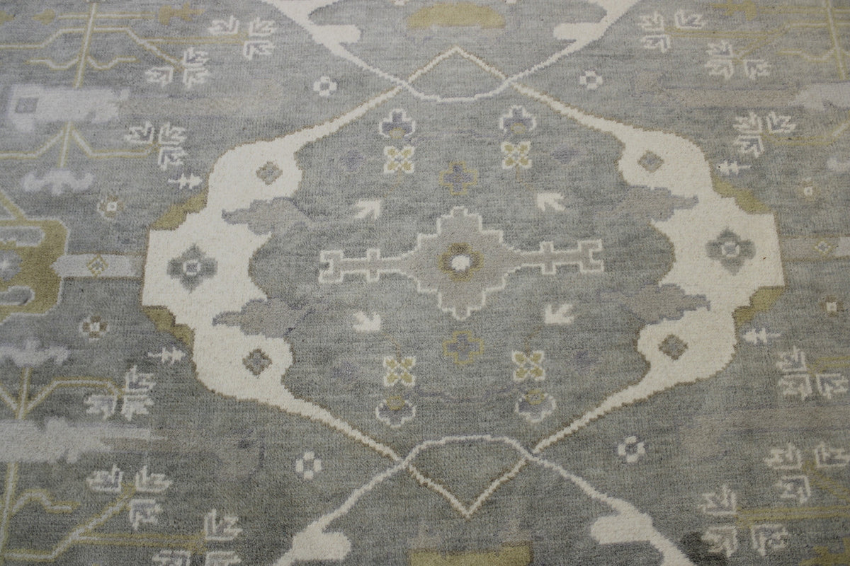 Back of Oushak Indo Ziegler hand-knotted rug