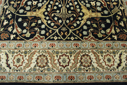 Traditional Fine Sherapi rug border detail