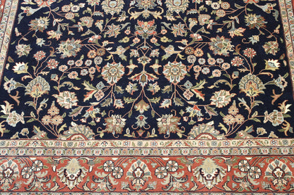 Traditional Fine Farhan rug border detail