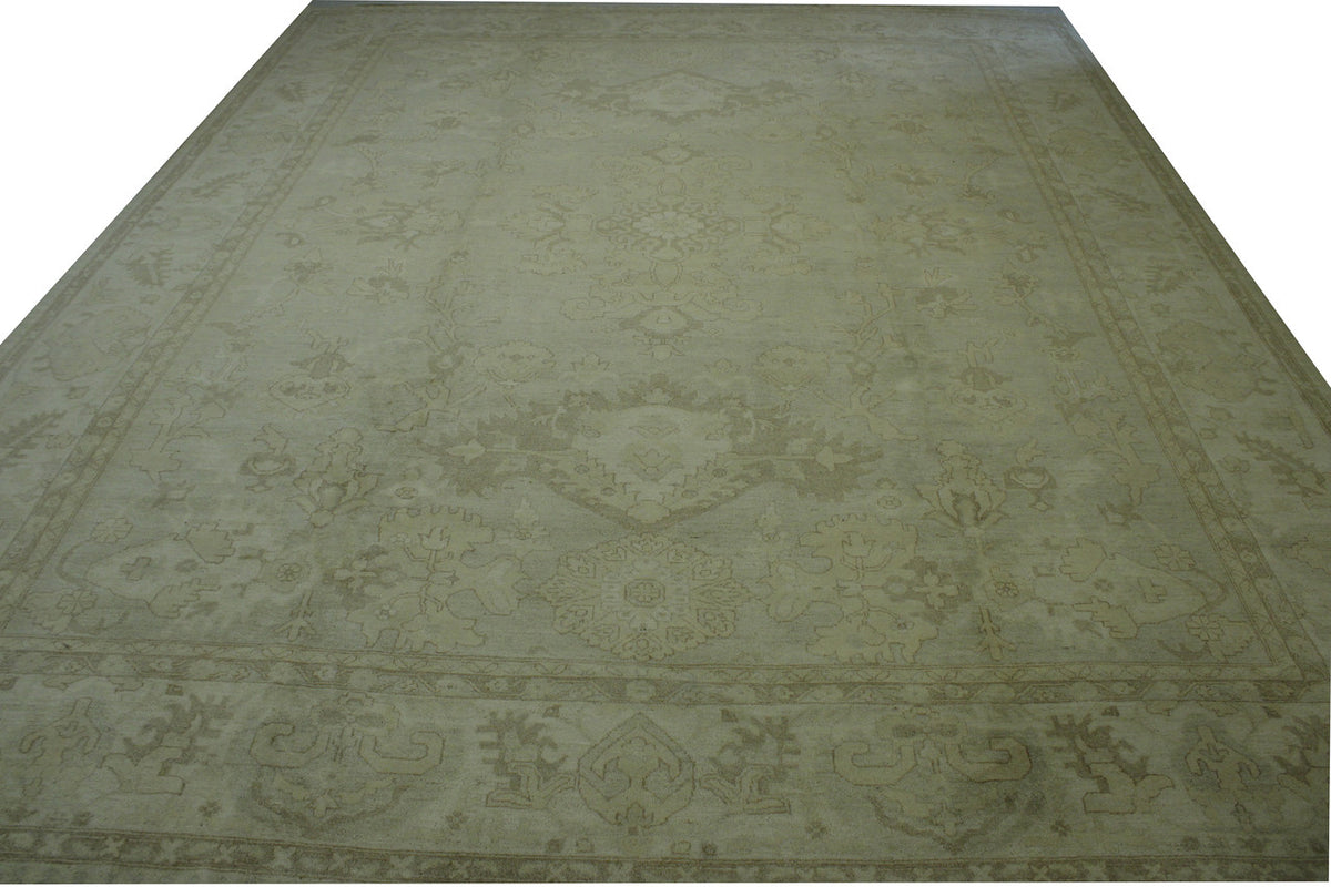 Oushak Chobi pattern detail