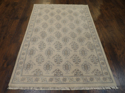 Oushak rug corner detail