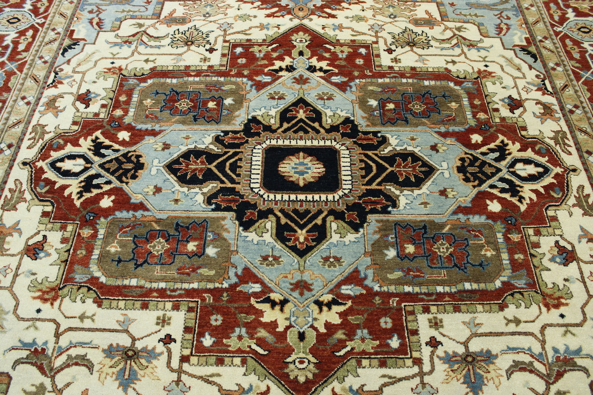 Traditional Fine Sherapi rug corner detail
