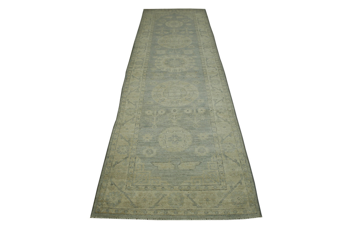 Oushak Wash Chobi rug border detail