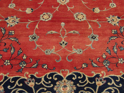 Fine Persian Tabriz rug border detail