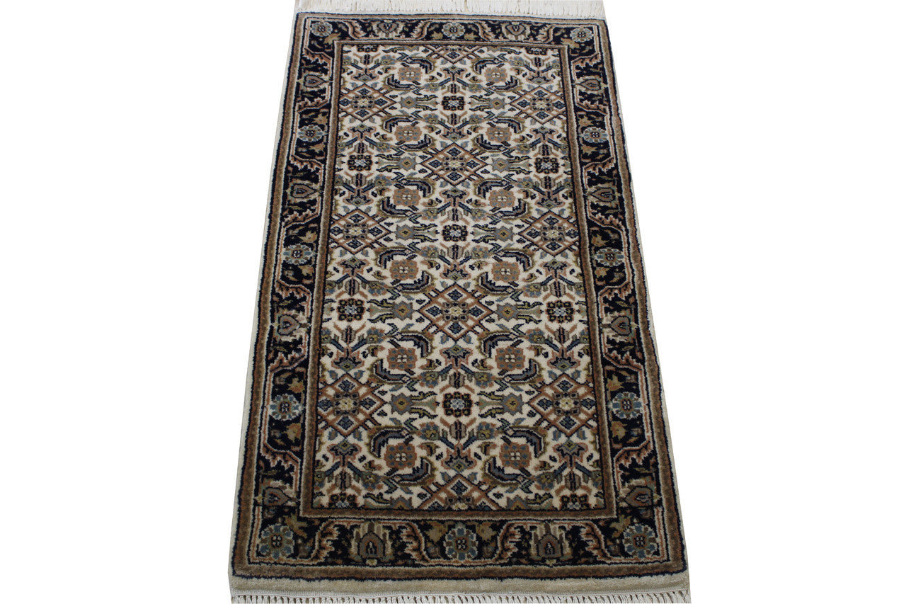 Traditional Indo Bidjar pattern detail