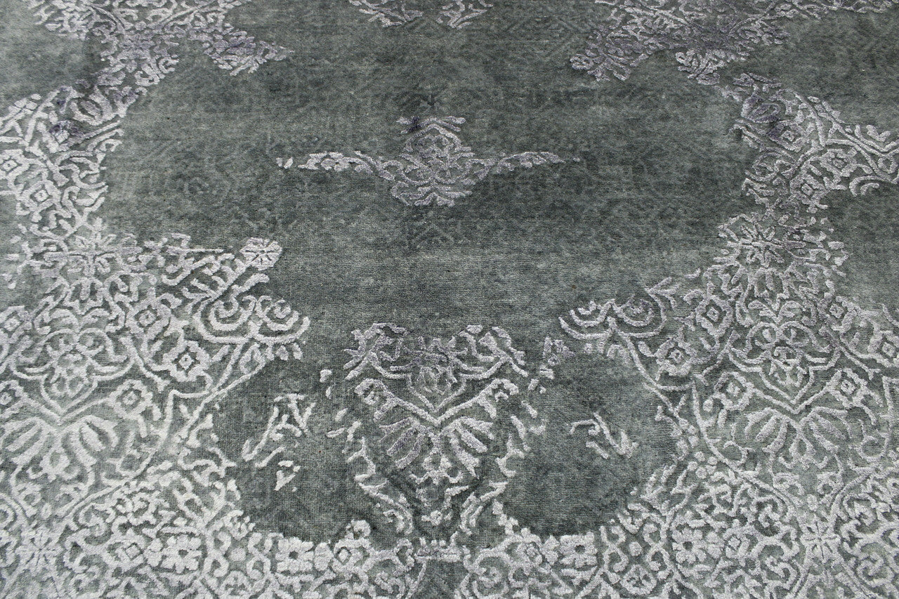 Modern Abstract Broken Design rug corner detail