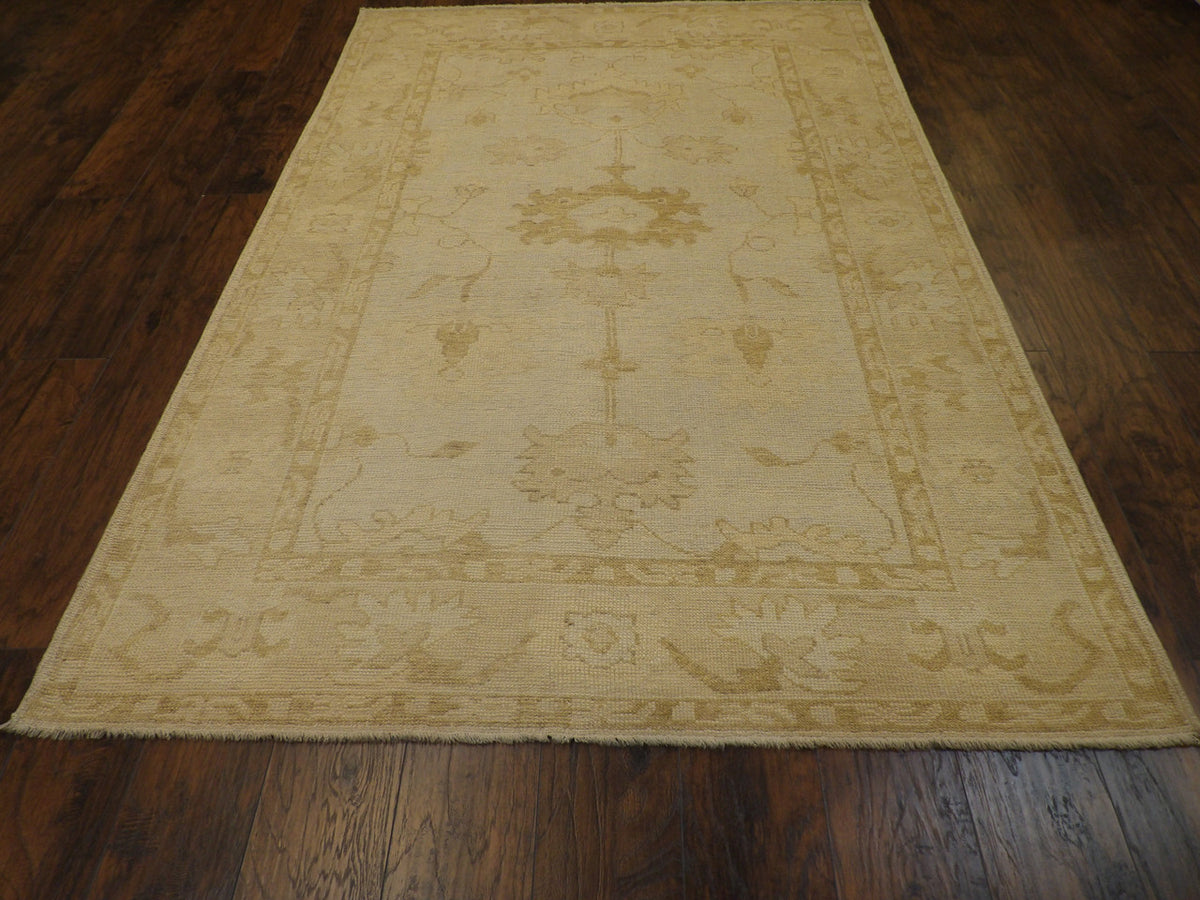 Turk Oushak Natural Dye rug corner detail