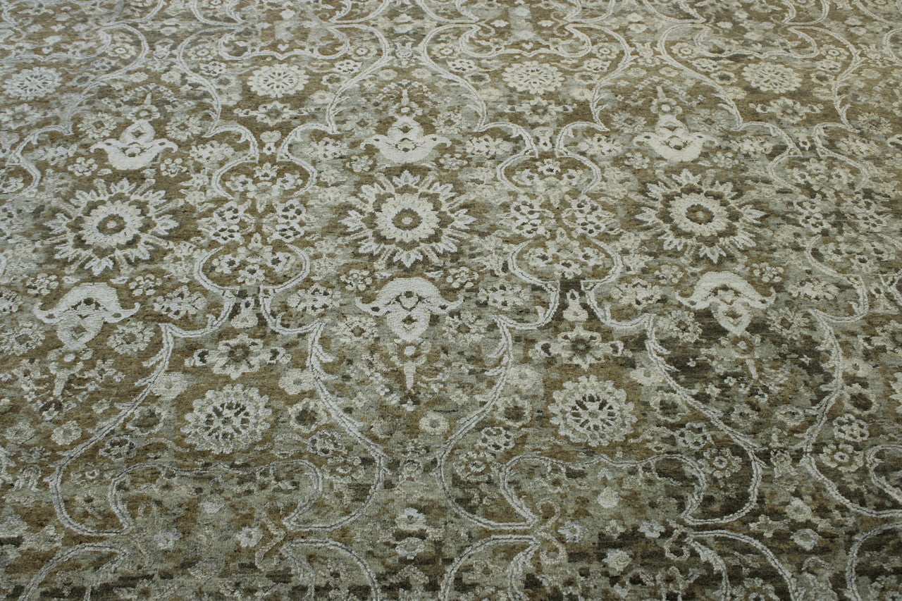 Transitional Abstract Broken Design rug border detail