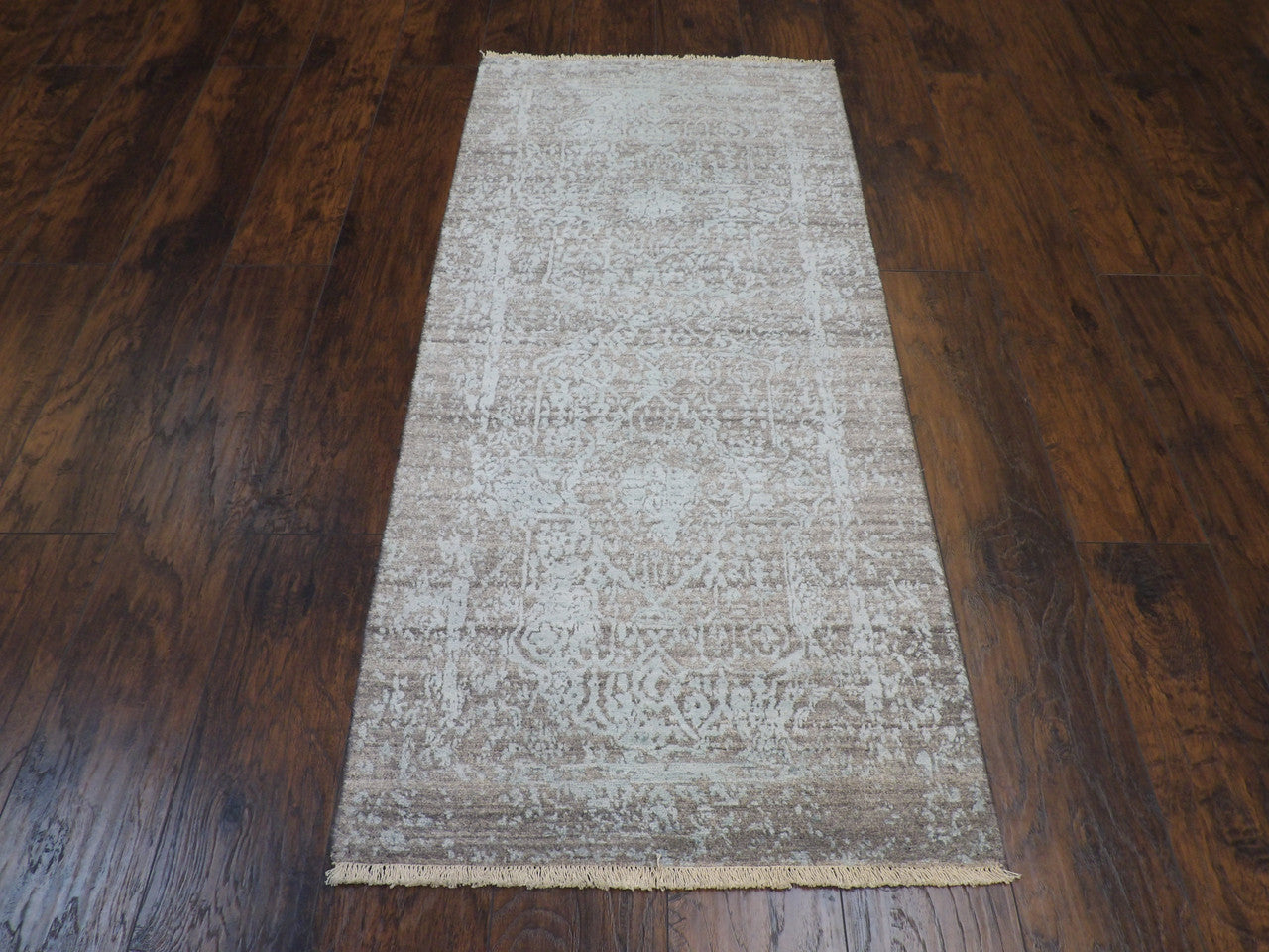 Blue 2'6" x 6'0" Transitional Broken Design Hand knotted Wool/Silk Rug - Sku: w222