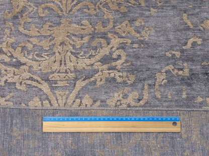 Damask runner end detail