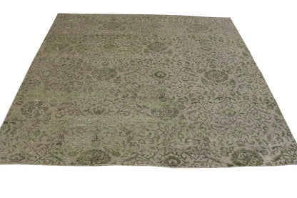 Close-up of wool-silk pile, Green & Beige rug