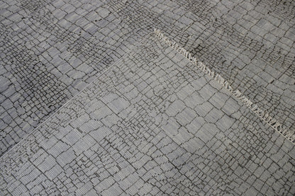 Modern Ikat Design rug corner detail