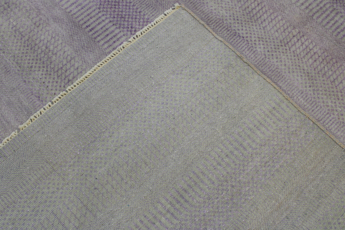 Modern Grass Design rug corner detail