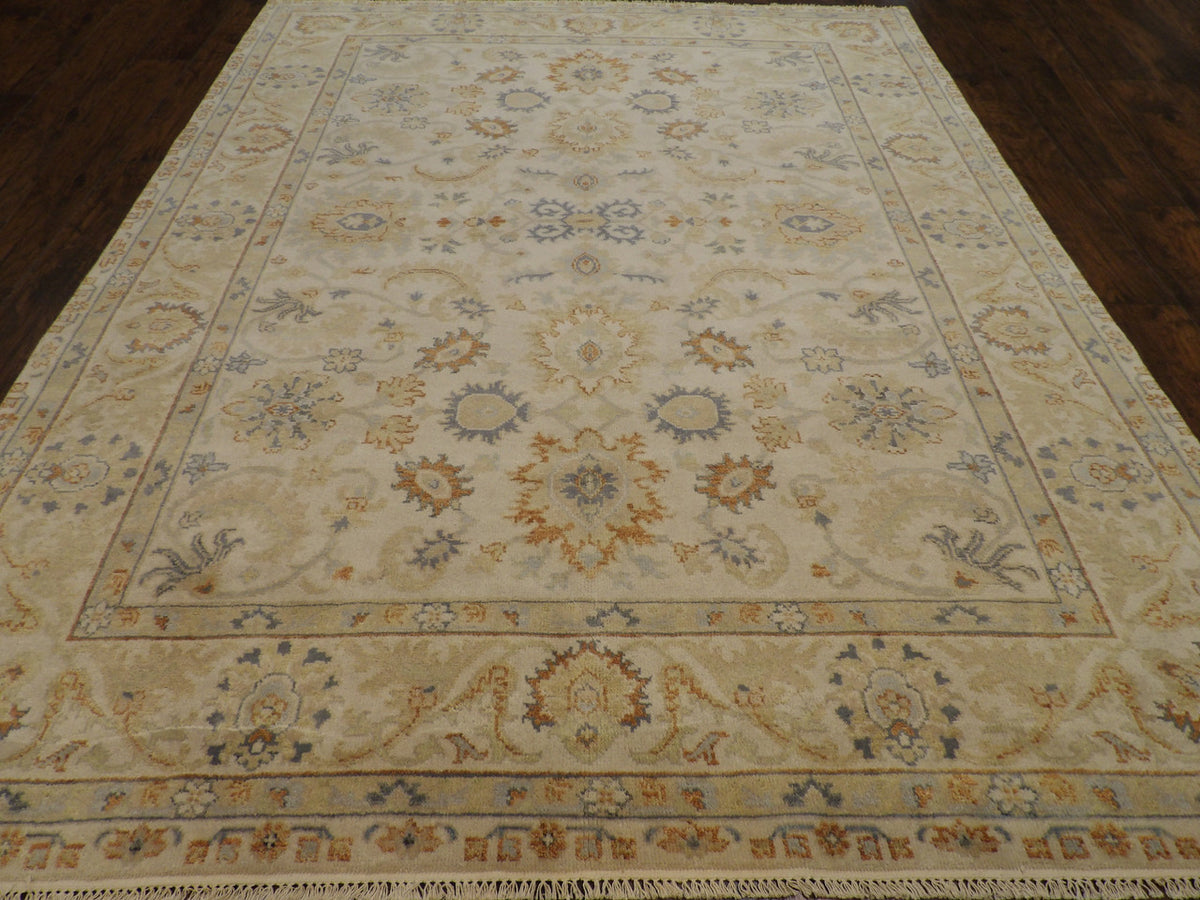 Close-up of wool pile on Turkish Oushak rug