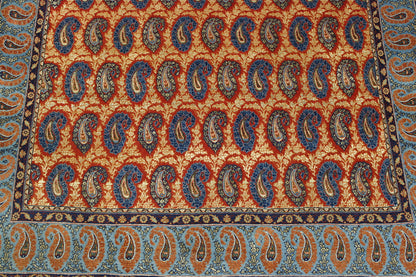 Traditional Antique Peasley Kerman rug border detail