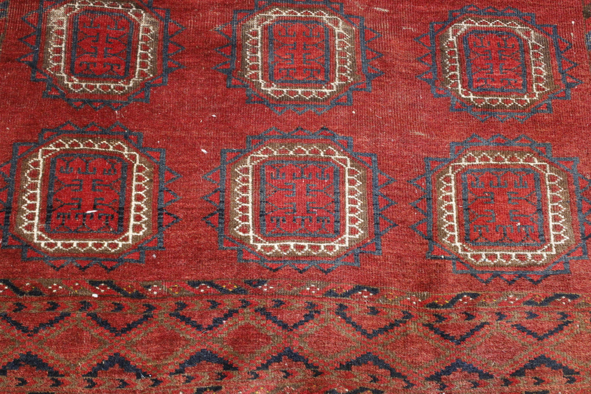 Traditional Antique Bokhara Good Condition rug border detail