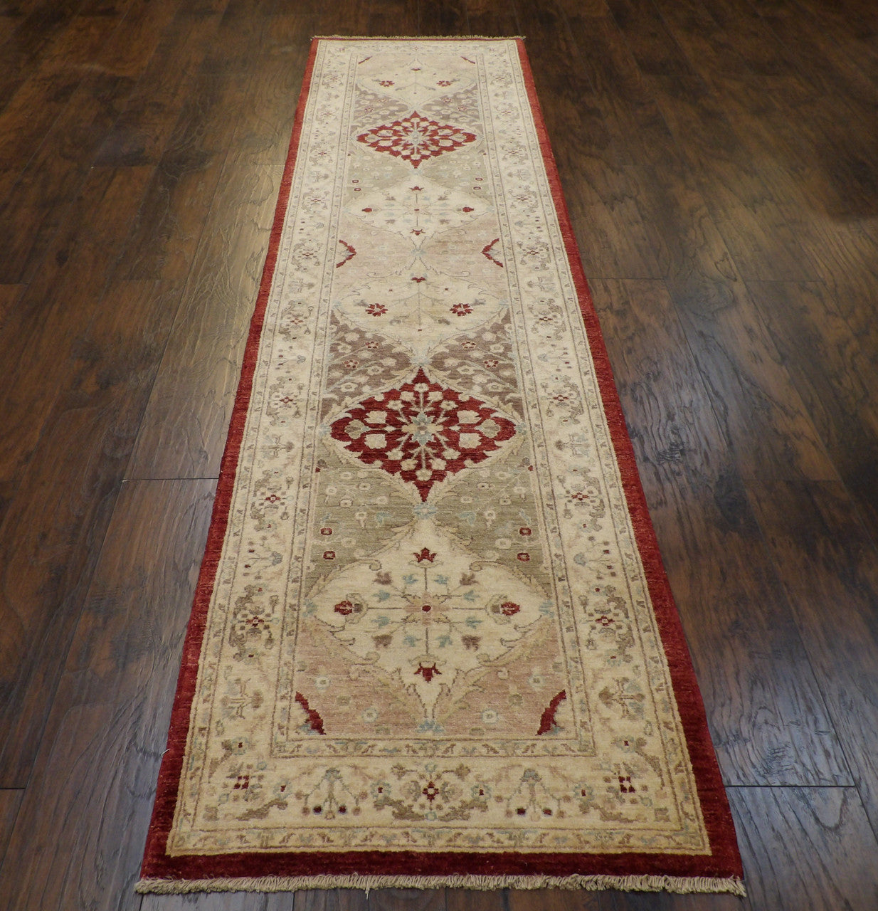 Oushak Chobi Natural Dye rug corner detail