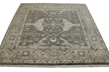 Oushak Indo Ziegler rug border detail