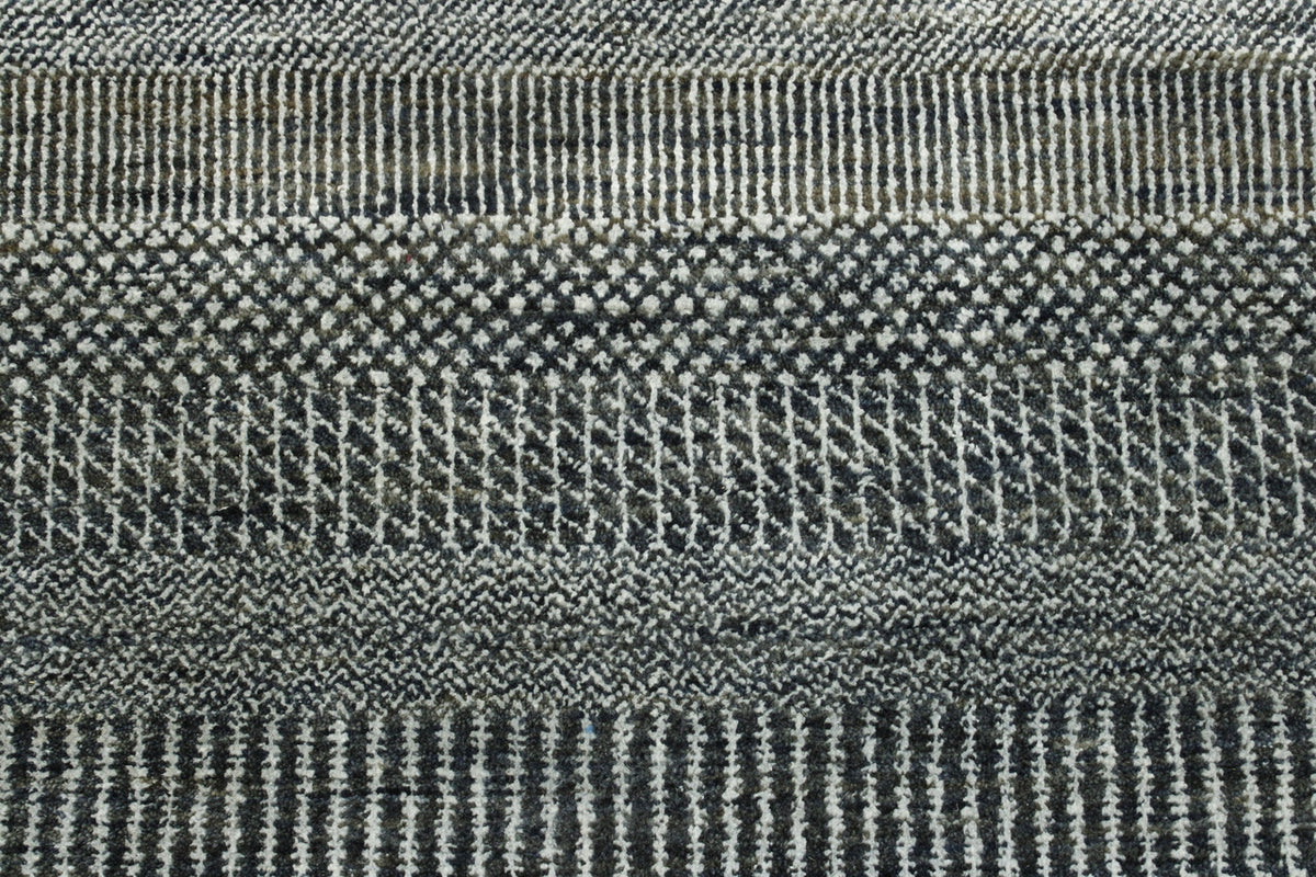 Modern Grass Design rug corner detail