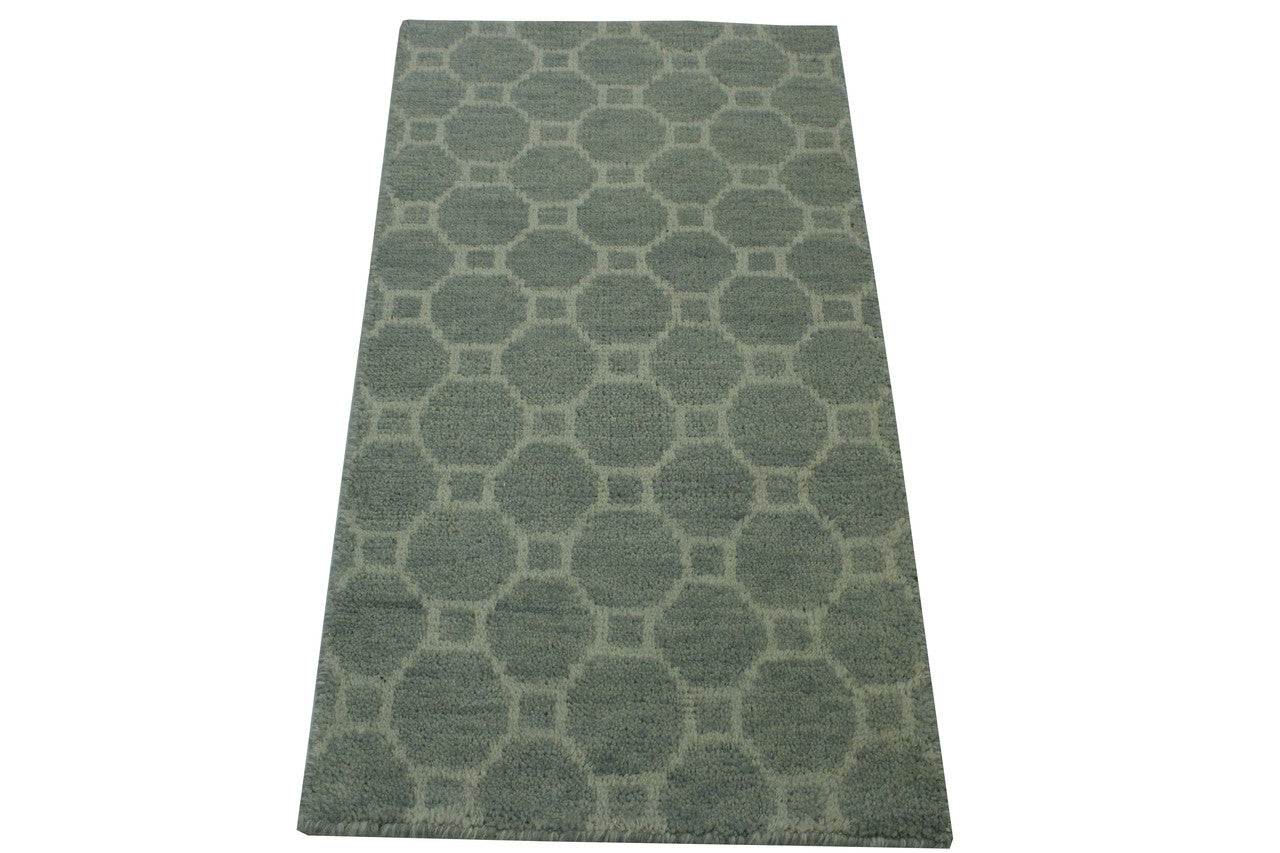 Modern Gemotrical Design rug border detail