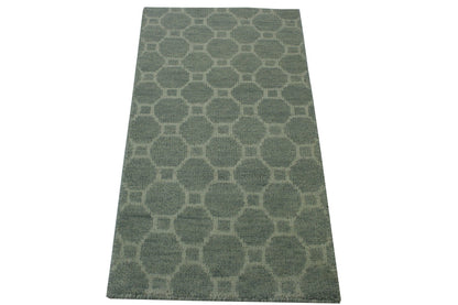 Modern Gemotrical Design rug border detail