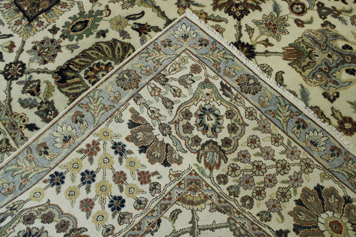 Traditional Fine Sherapi hand-knotted wool rug in Beige, full view