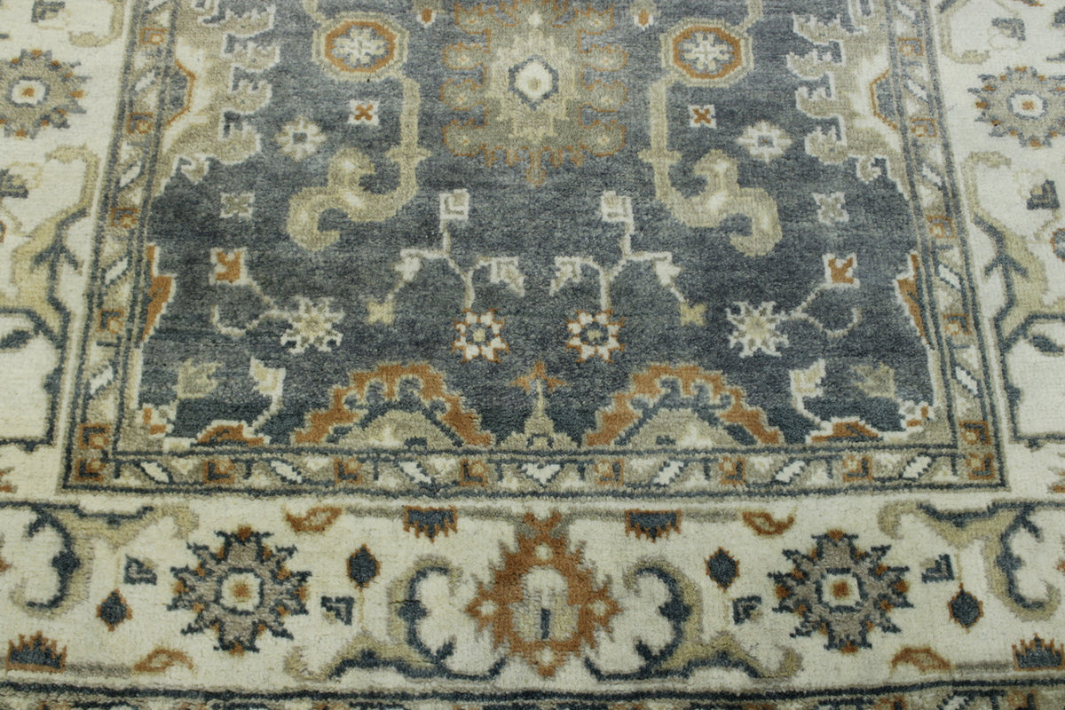 Oushak Ziegler rug corner detail