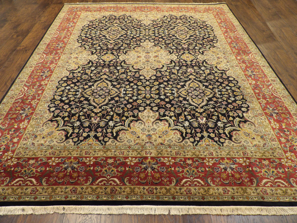 Fine Persian Haji Jalili rug corner detail
