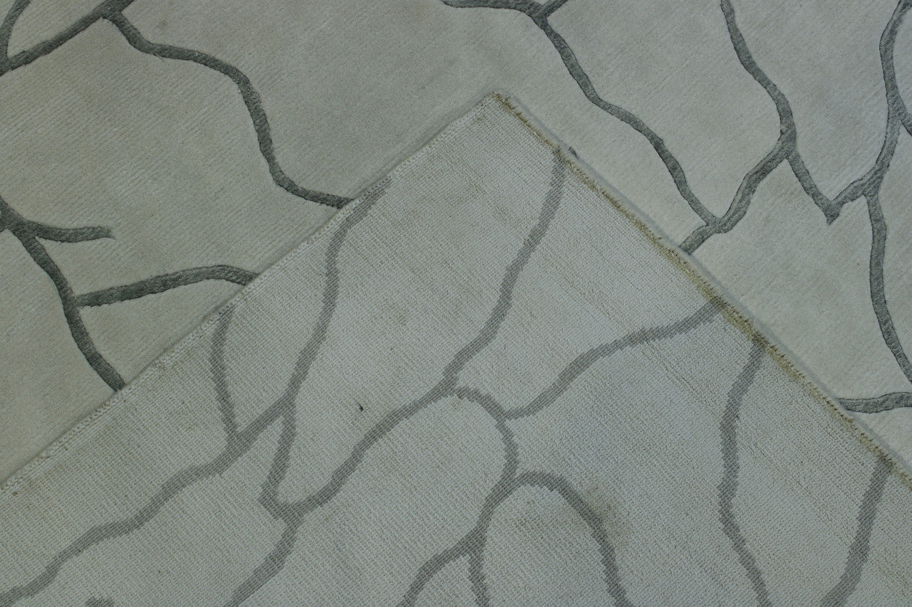 Modern Abstract Design rug corner detail