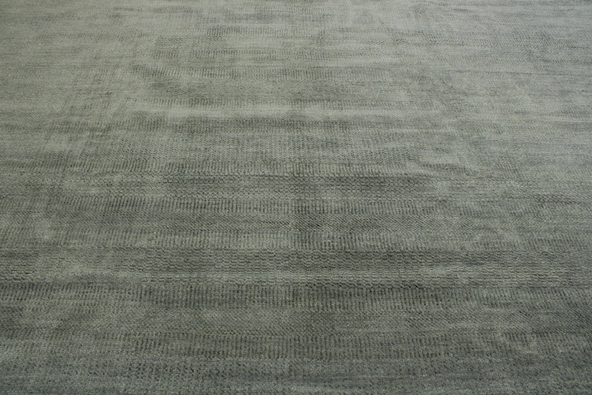 Transitional Grass Design rug corner detail