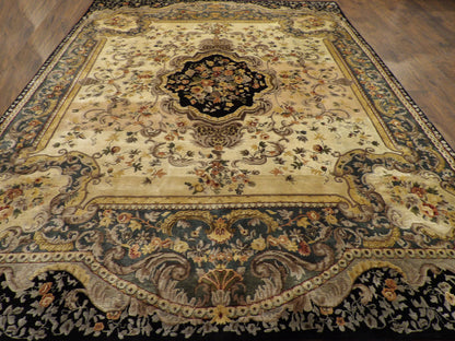 Abusson Traditional hand-knotted wool rug in Black, 8'10" x 11'10", SKU con1